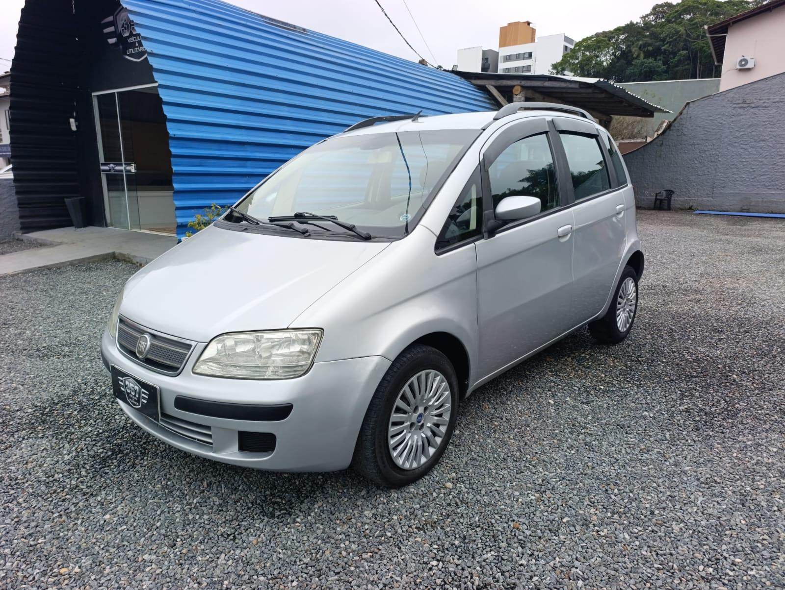 Fiat Idea Actrative 1.8 2007 — foto 1 de 10
