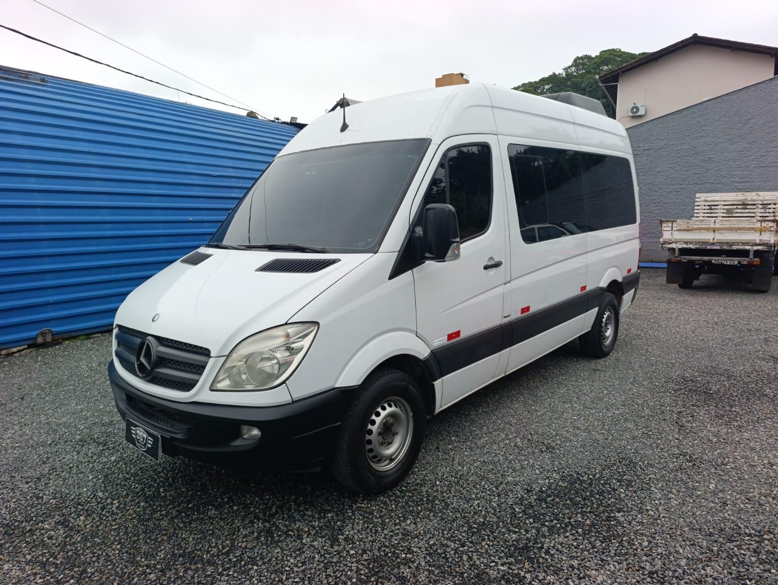 Mercedes Bens Sprinter 415 2.2 Cdi 16 Lugares 2015 — foto 2 de 18